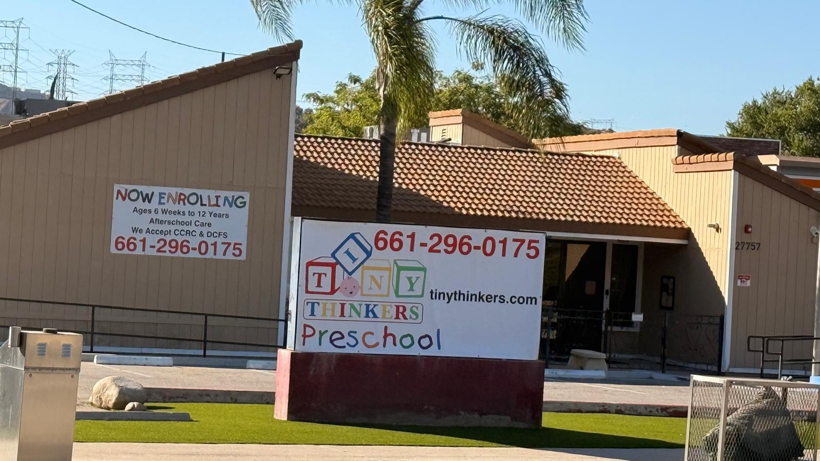 Santa Clarita campus exterior